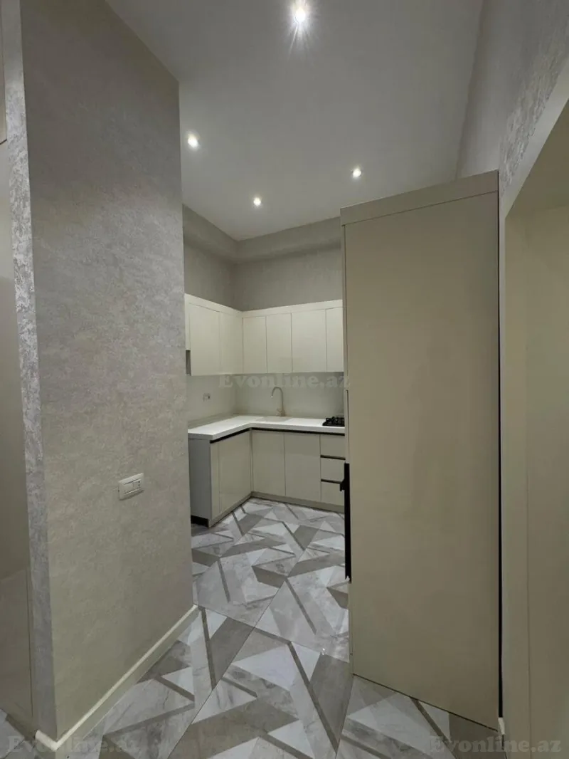 Kirayə verilir 2 otaqlı Mənzil Yeni tikili 80 m² 28 May m. - şəkil 9