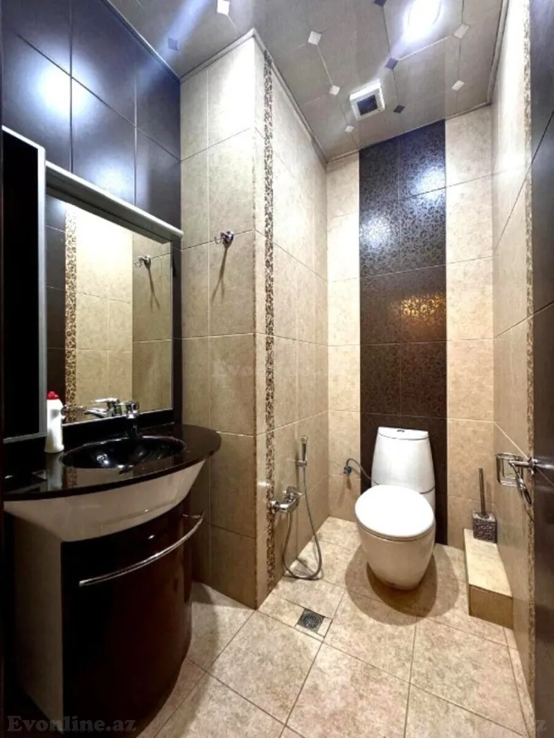 Satılır 3 otaqlı Mənzil Yeni tikili 145 m² İnşaatçılar m. - şəkil 15