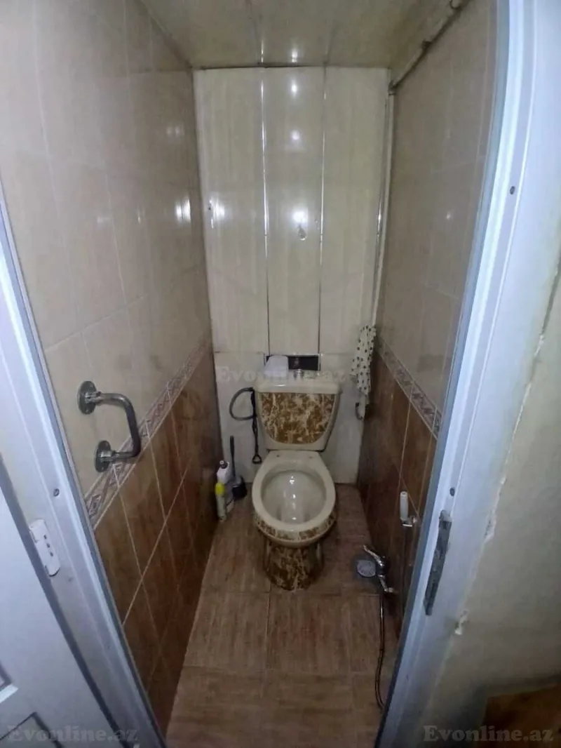 Satılır 2 otaqlı Mənzil Köhnə tikili 75 m² Xalqlar Dostluğu m. - şəkil 15