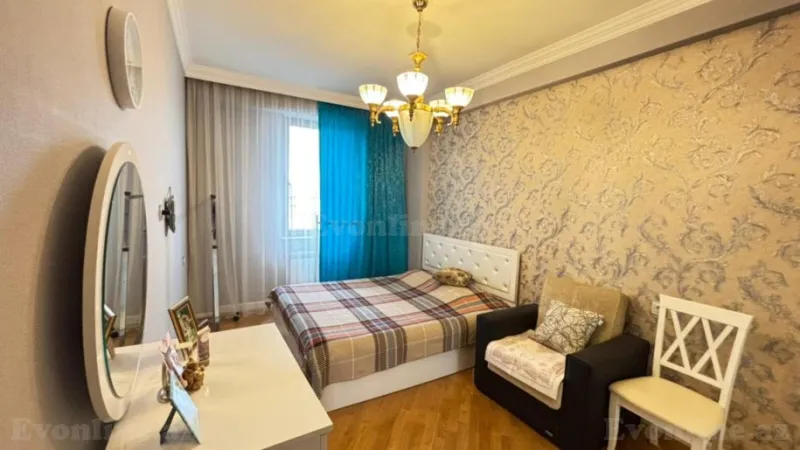 Satılır 3 otaqlı Mənzil Yeni tikili 150 m² Elmlər Akademiyası m. - şəkil 5