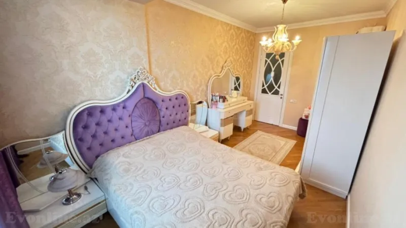 Satılır 3 otaqlı Mənzil Yeni tikili 150 m² Elmlər Akademiyası m. - şəkil 9