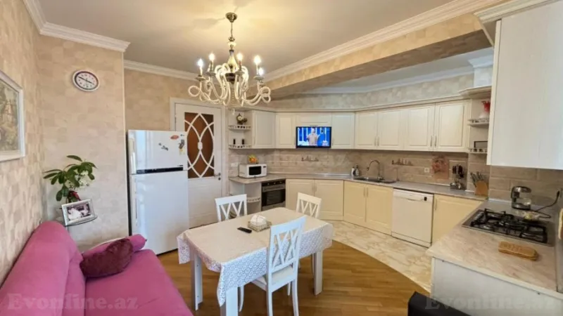 Satılır 3 otaqlı Mənzil Yeni tikili 150 m² Elmlər Akademiyası m. - şəkil 12