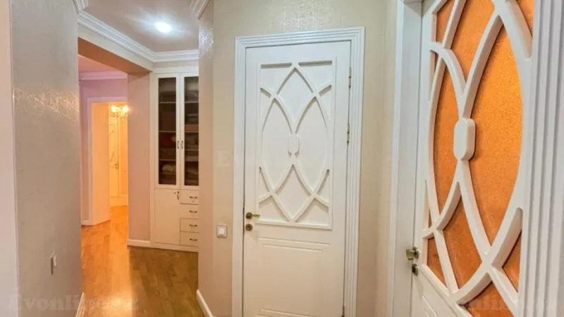 Satılır 3 otaqlı Mənzil Yeni tikili 150 m² Elmlər Akademiyası m. - şəkil 24