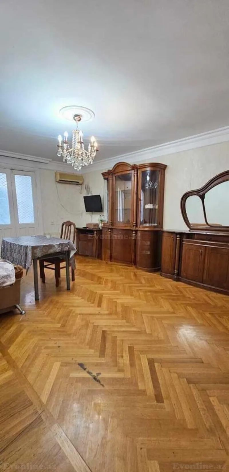 3 otaqlı Mənzil 73 m² 4-cü mikrorayon Satılır