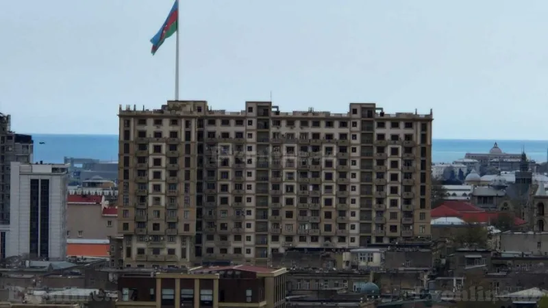 Satılır 3 otaqlı Mənzil Yeni tikili 125 m² Nizami m. - şəkil 3