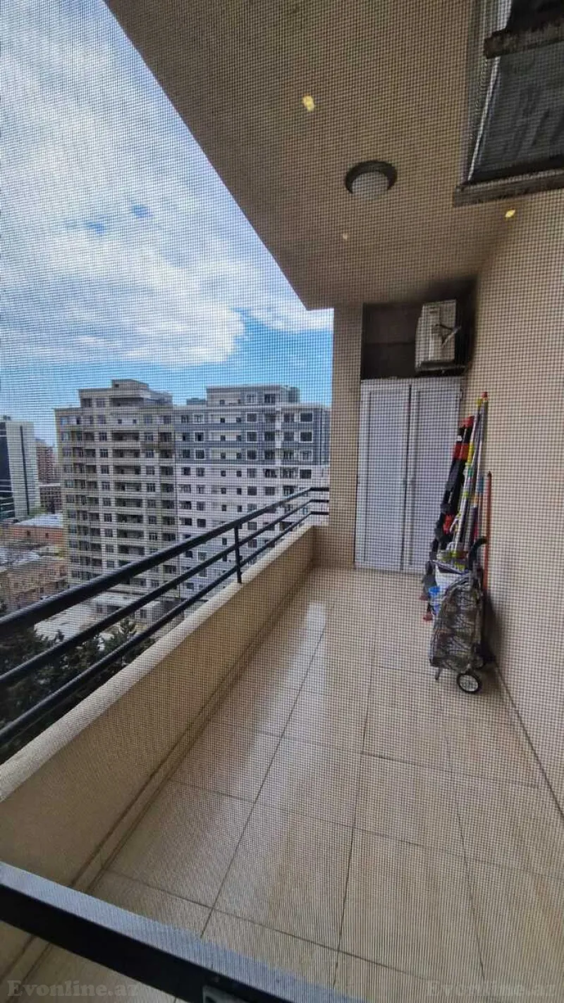 Satılır 3 otaqlı Mənzil Yeni tikili 125 m² Nizami m. - şəkil 14