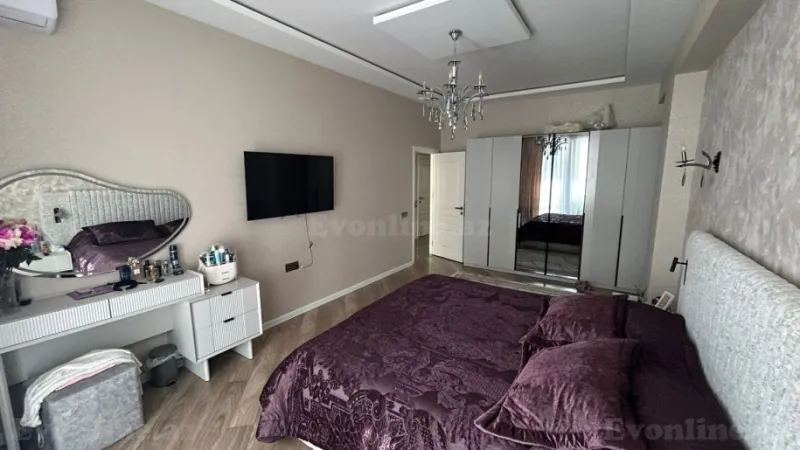 Satılır 4 otaqlı Mənzil Yeni tikili 135 m² Dərnəgül m. - şəkil 8