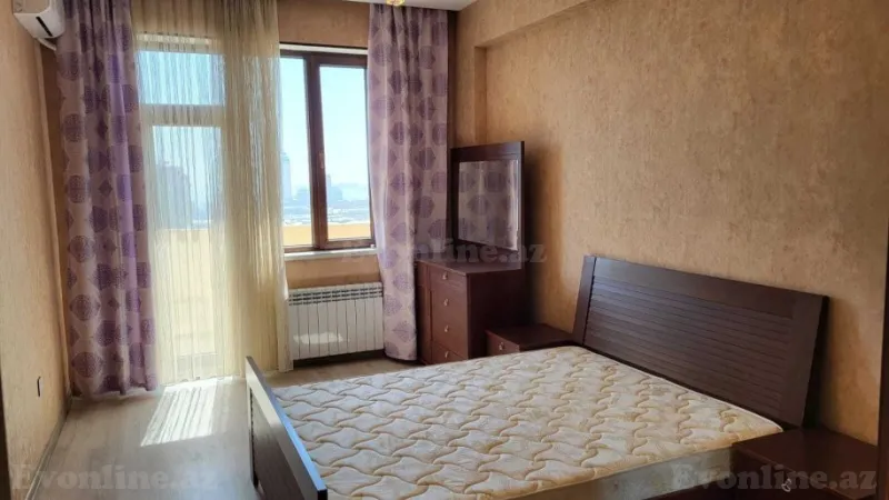 Kirayə verilir 2 otaqlı Mənzil Yeni tikili 87 m² 28 May m. - şəkil 9