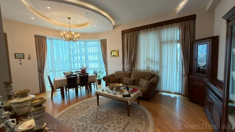 Satılır 3 otaqlı Mənzil Yeni tikili 137 m² 28 May m. - şəkil 9