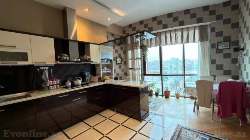 Satılır 3 otaqlı Mənzil Yeni tikili 137 m² 28 May m. - şəkil 13