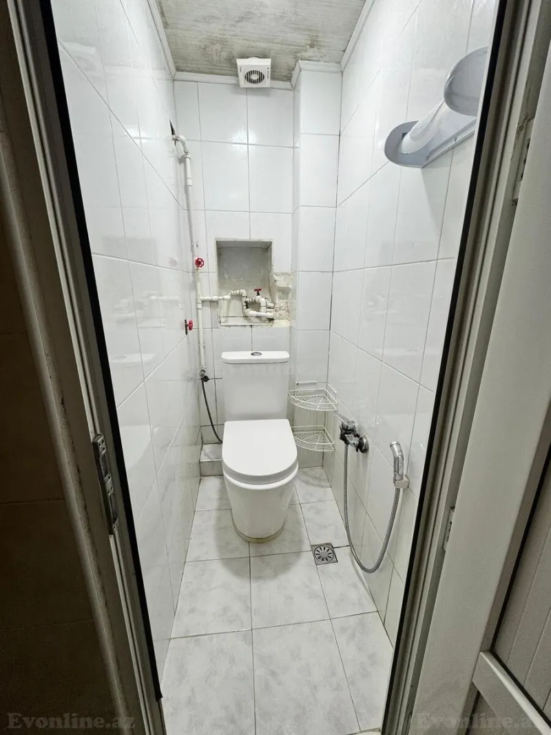 Satılır 3 otaqlı Mənzil Köhnə tikili 72 m² Xətai r. - şəkil 8