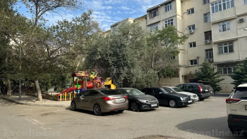 Satılır 3 otaqlı Mənzil Köhnə tikili 72 m² Xətai r. - şəkil 23