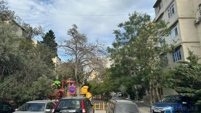 Satılır 3 otaqlı Mənzil Köhnə tikili 72 m² Xətai r. - şəkil 24