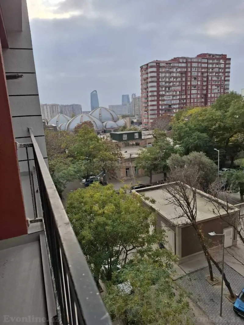 Satılır 2 otaqlı Mənzil Yeni tikili 80 m² 28 May m. - şəkil 4