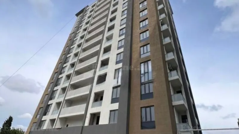 Satılır 4 otaqlı Mənzil Yeni tikili 139 m² 8-ci mikrorayon - şəkil 2