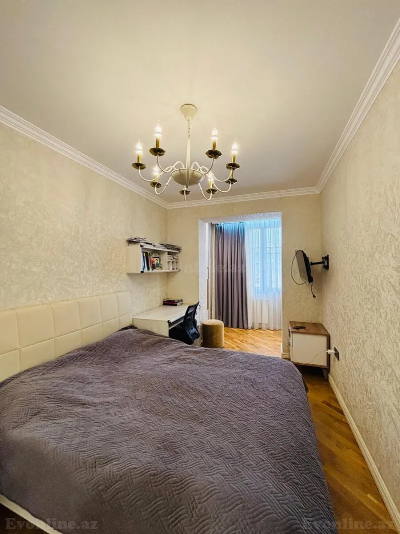 Satılır 3 otaqlı Mənzil Köhnə tikili 100 m² Sabunçu r. - şəkil 4