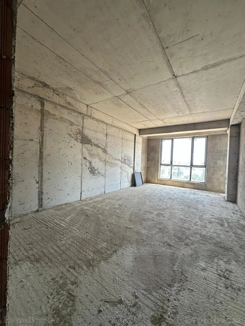 Satılır 4 otaqlı Mənzil Yeni tikili 139 m² Azadlıq prospekti m. - şəkil 2