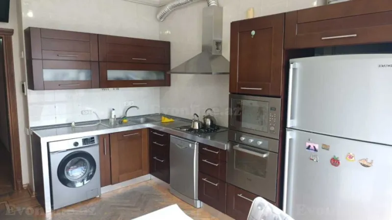 Kirayə verilir Ofis 30 m² 28 May m. - şəkil 3