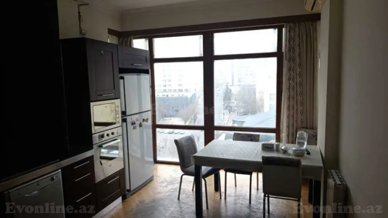 Kirayə verilir Ofis 30 m² 28 May m. - şəkil 4