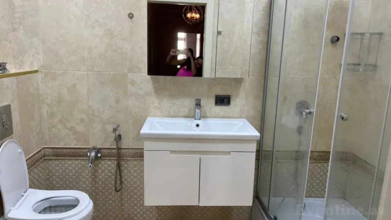 Satılır 4 otaqlı Mənzil Yeni tikili 165 m² 8 Noyabr m. - şəkil 9