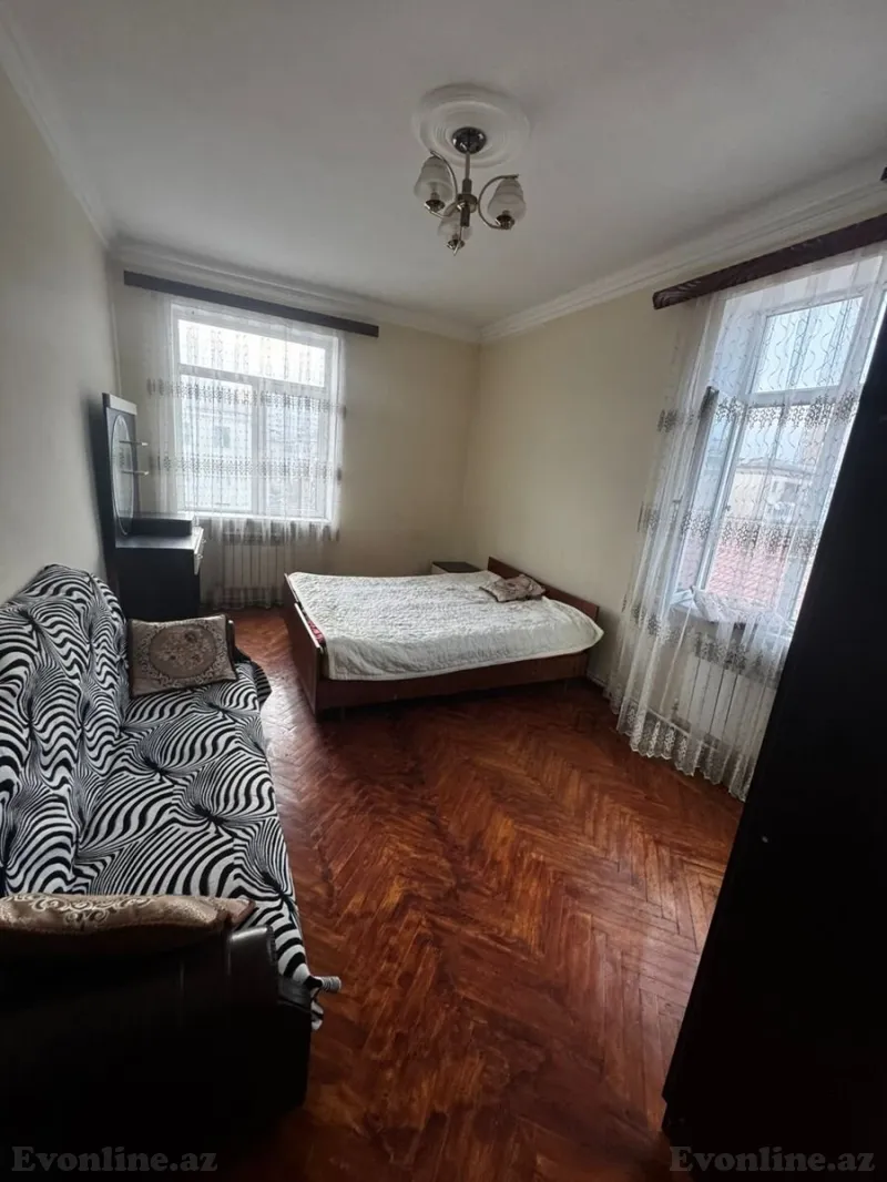 Kirayə verilir 2 otaqlı Mənzil Köhnə tikili 50 m² Nəriman Nərimanov m. - şəkil 3