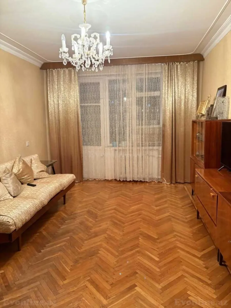 Satılır 3 otaqlı Mənzil Köhnə tikili 70 m² Əhmədli m. - şəkil 3