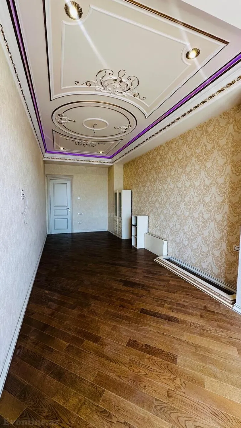 Satılır 4 otaqlı Mənzil Yeni tikili 224 m² Sahil m. - şəkil 18