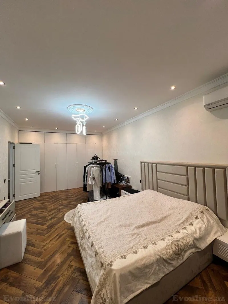 Satılır 2 otaqlı Mənzil Yeni tikili 106 m² 8 Noyabr m. - şəkil 3