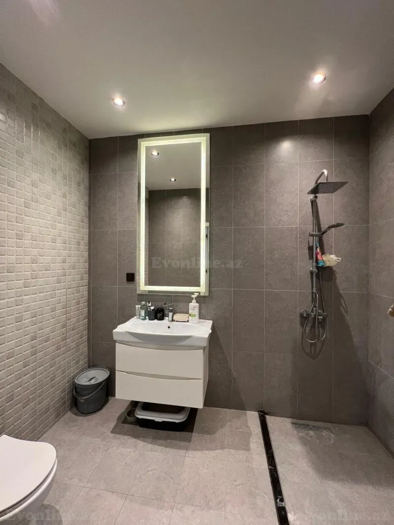 Satılır 2 otaqlı Mənzil Yeni tikili 106 m² 8 Noyabr m. - şəkil 8