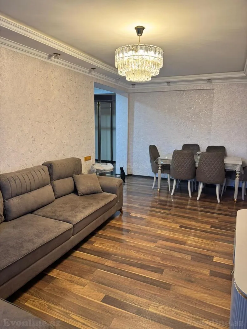 3 otaqlı Mənzil 129 m² Nəriman Nərimanov m. Satılır