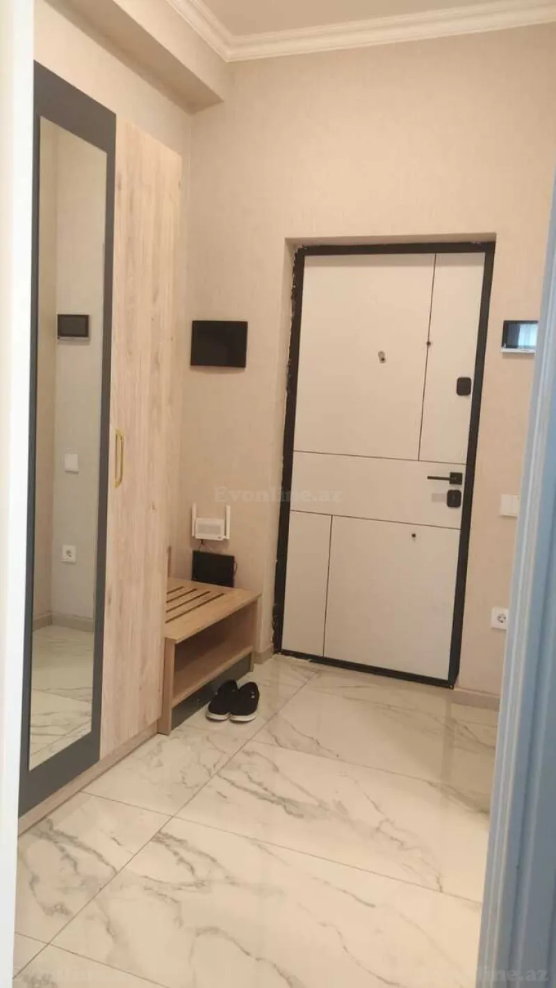 Kirayə verilir 3 otaqlı Mənzil Yeni tikili 142 m² Xırdalan