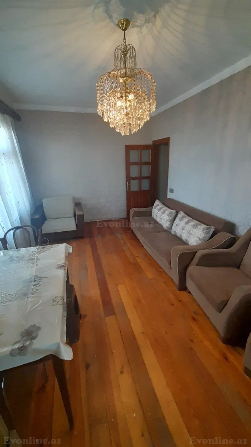 2 otaqlı Mənzil 55 m² 4-cü mikrorayon Kirayə verilir