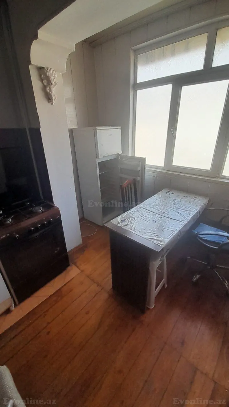 Kirayə verilir 2 otaqlı Mənzil Köhnə tikili 55 m² 4-cü mikrorayon - şəkil 5