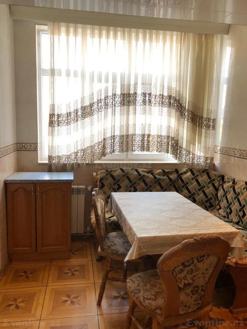 Kirayə verilir 3 otaqlı Mənzil Köhnə tikili 90 m² Gənclik m. - şəkil 2