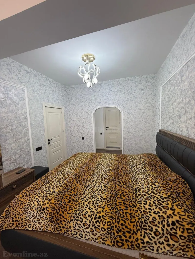 Satılır 4 otaqlı Mənzil Yeni tikili 100 m² 7-ci mikrorayon - şəkil 8