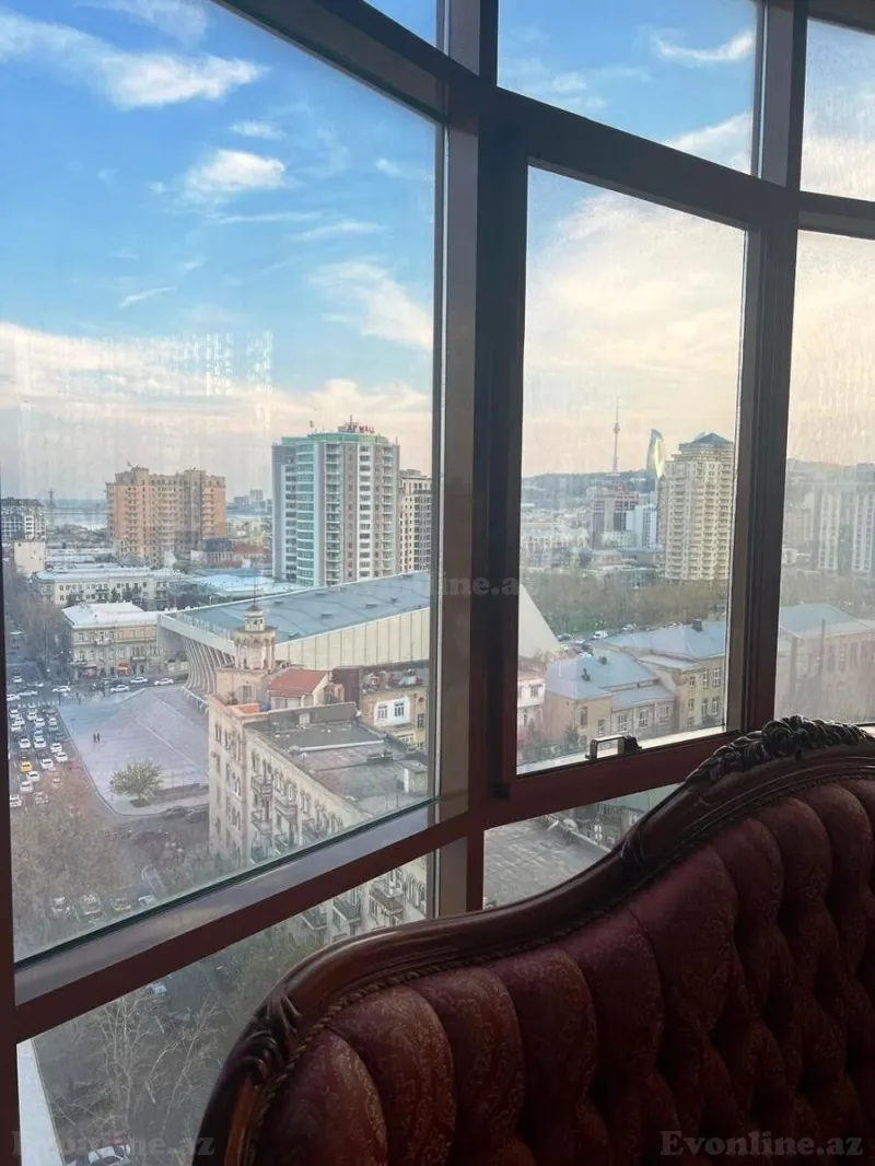 Satılır 4 otaqlı Mənzil Yeni tikili 208 m² 28 May m. - şəkil 9