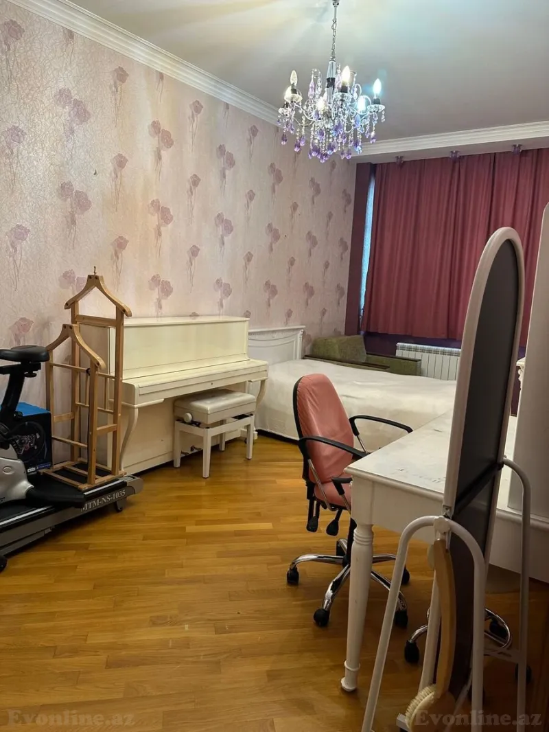 Kirayə verilir 4 otaqlı Mənzil Yeni tikili 215 m² Yasamal - şəkil 16