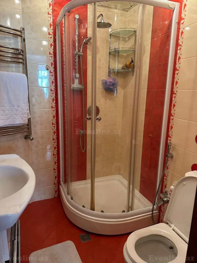 Kirayə verilir 4 otaqlı Mənzil Yeni tikili 215 m² Yasamal - şəkil 20