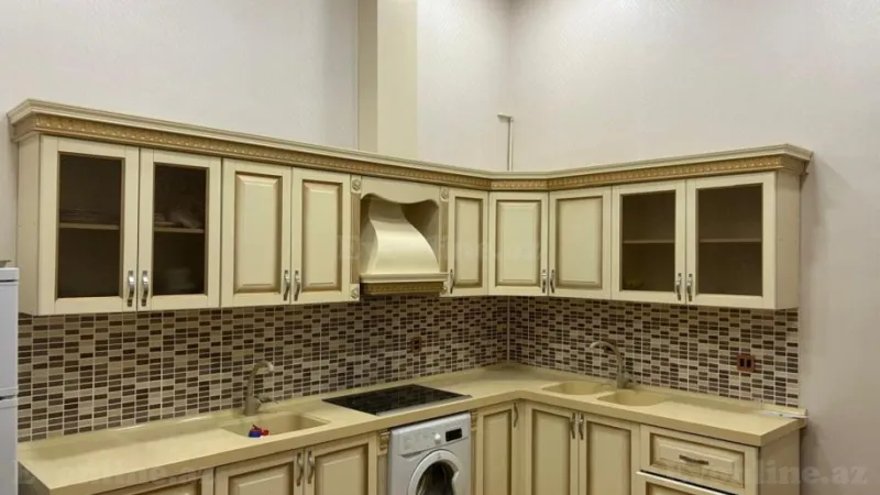 Satılır 3 otaqlı Mənzil Köhnə tikili 110 m² Sahil m. - şəkil 8