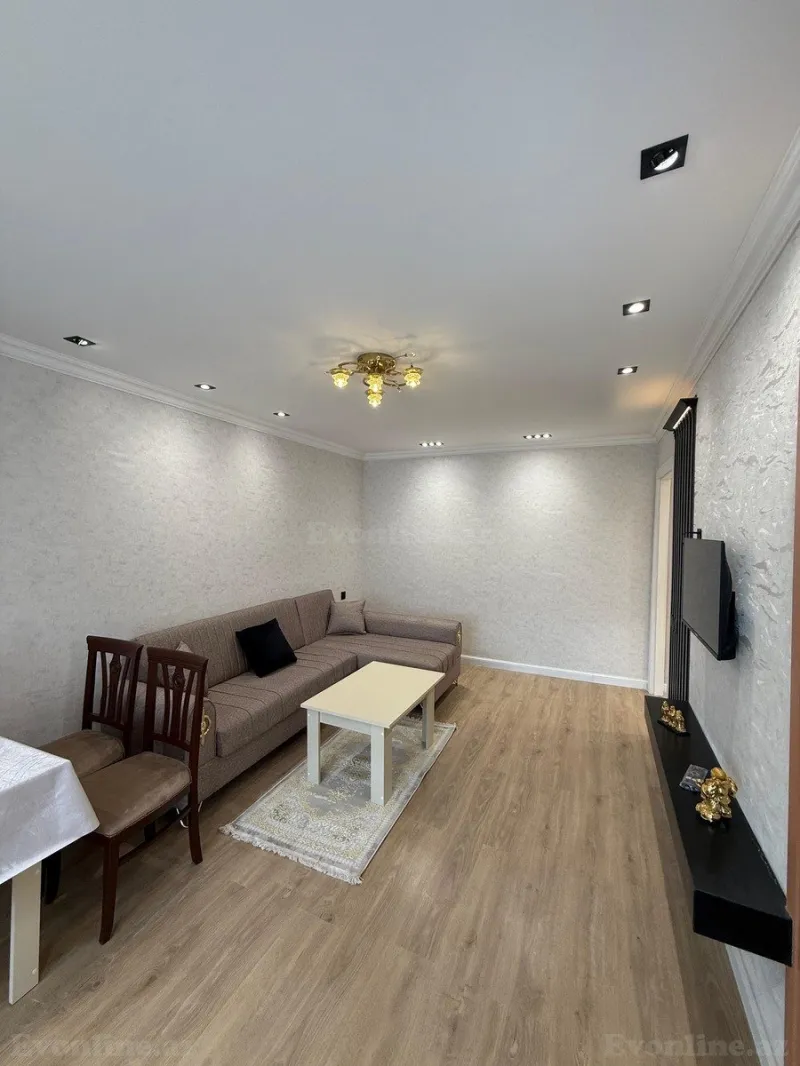 Satılır 2 otaqlı Mənzil Köhnə tikili 45 m² Nərimanov r. - şəkil 2