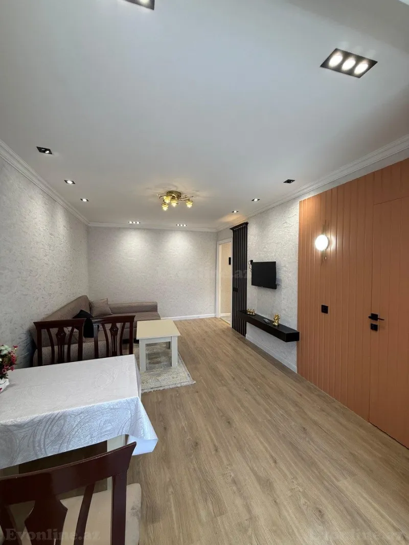 Satılır 2 otaqlı Mənzil Köhnə tikili 45 m² Nərimanov r. - şəkil 8