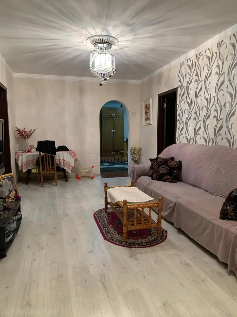 Satılır 3 otaqlı Mənzil Köhnə tikili 65 m² Nəriman Nərimanov m. - şəkil 2