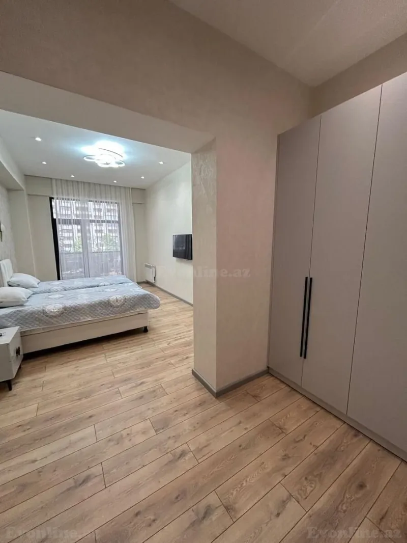 Kirayə verilir 2 otaqlı Mənzil Yeni tikili 96 m² Nərimanov r. - şəkil 6