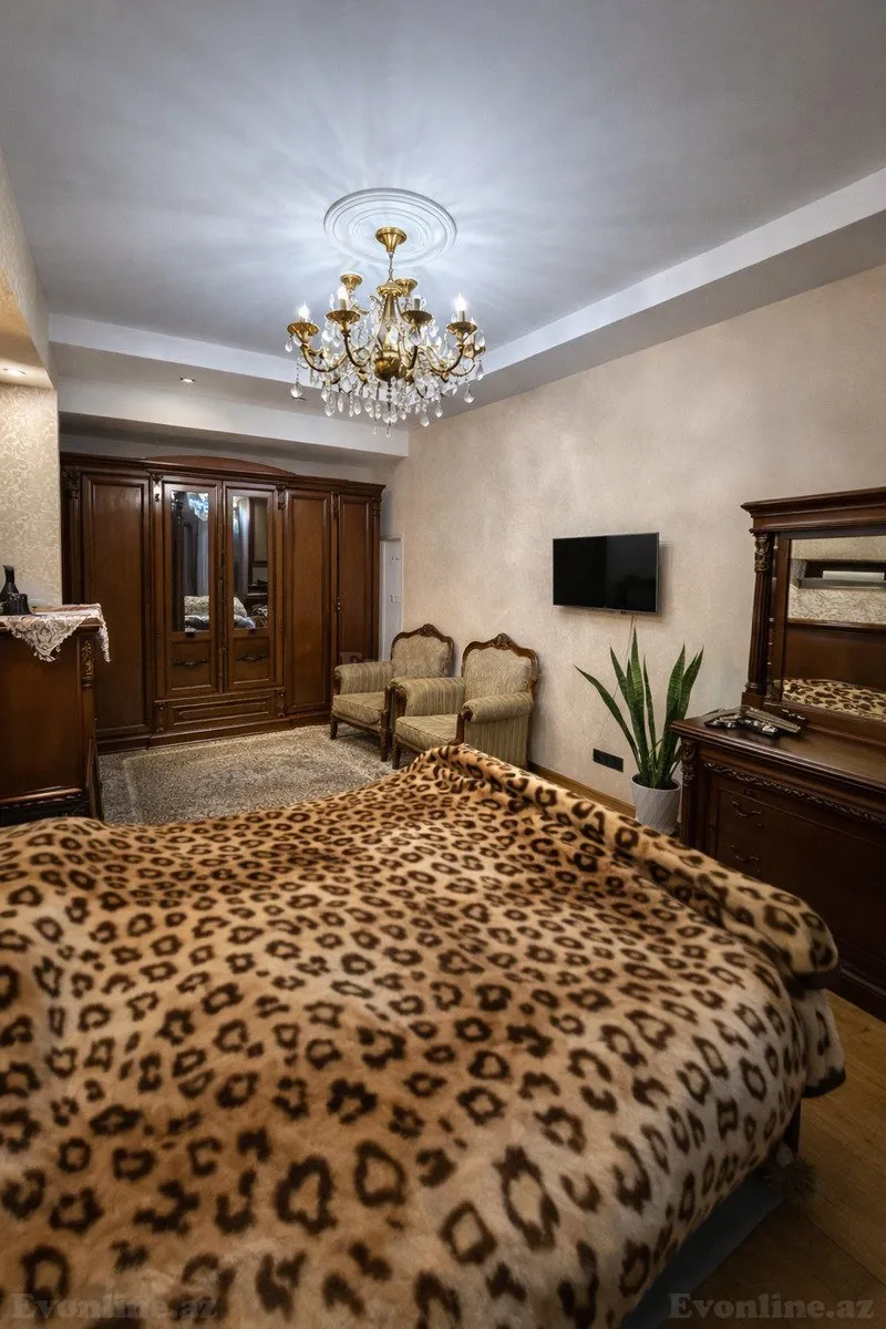 Satılır 3 otaqlı Mənzil Yeni tikili 162 m² Nəriman Nərimanov m. - şəkil 7