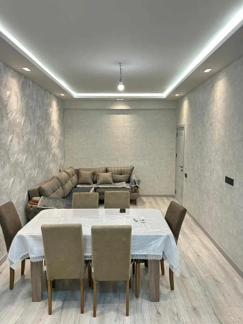 Kirayə verilir 3 otaqlı Mənzil Yeni tikili 105 m² İnşaatçılar m.