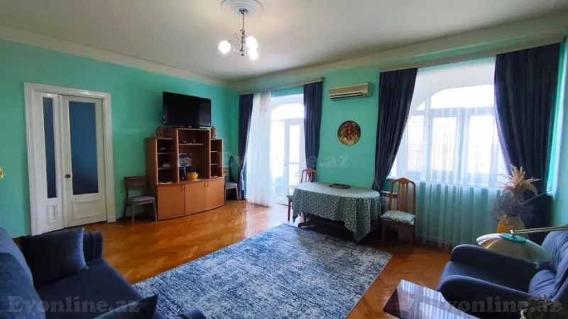 Kirayə verilir 2 otaqlı Mənzil Köhnə tikili 80 m² İçərişəhər m. - şəkil 2