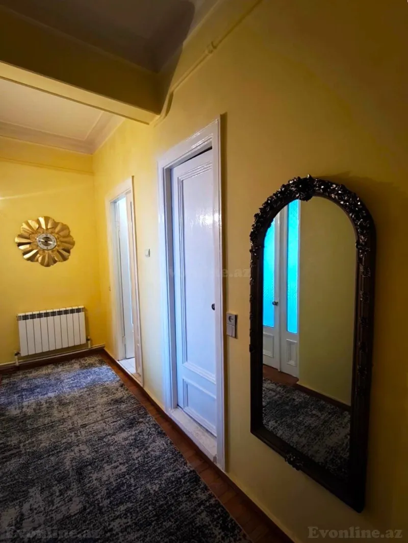 Kirayə verilir 2 otaqlı Mənzil Köhnə tikili 80 m² İçərişəhər m. - şəkil 8