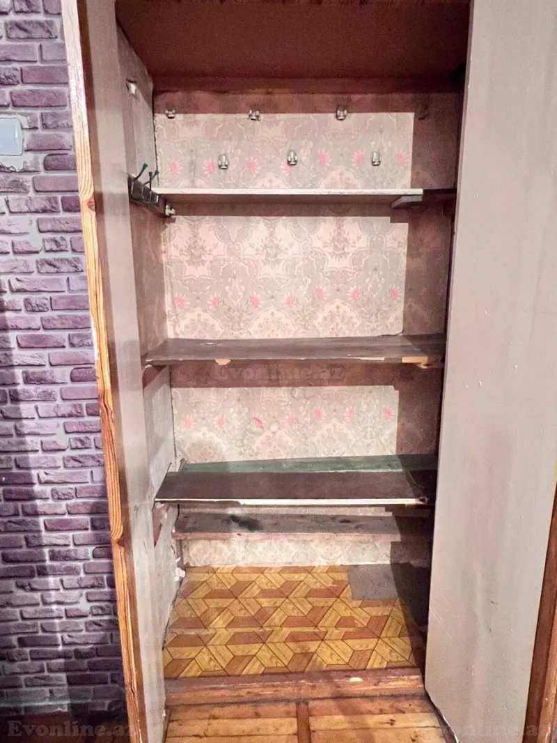 Satılır 4 otaqlı Mənzil Köhnə tikili 100 m² Sabunçu r. - şəkil 4