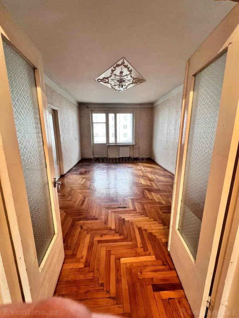 Satılır 4 otaqlı Mənzil Köhnə tikili 100 m² Sabunçu r. - şəkil 6