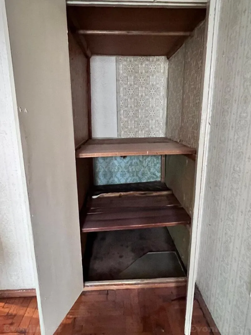 Satılır 4 otaqlı Mənzil Köhnə tikili 100 m² Sabunçu r. - şəkil 8